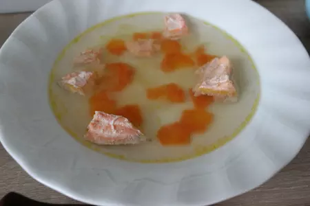 Суп из сёмги с рисом акватика микс и яйцом пашот: шаг 8