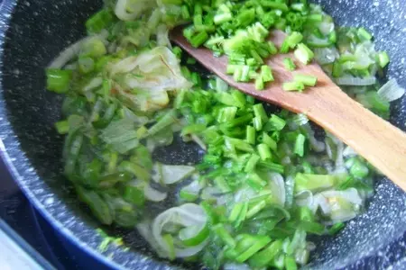 Теплый салат с куриной печенью и карамельными помидорами. спасибо swetа1.: шаг 1