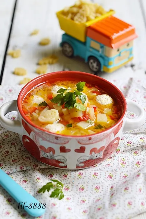 Суп с куриными фрикадельками, овощами и пастой: шаг 7