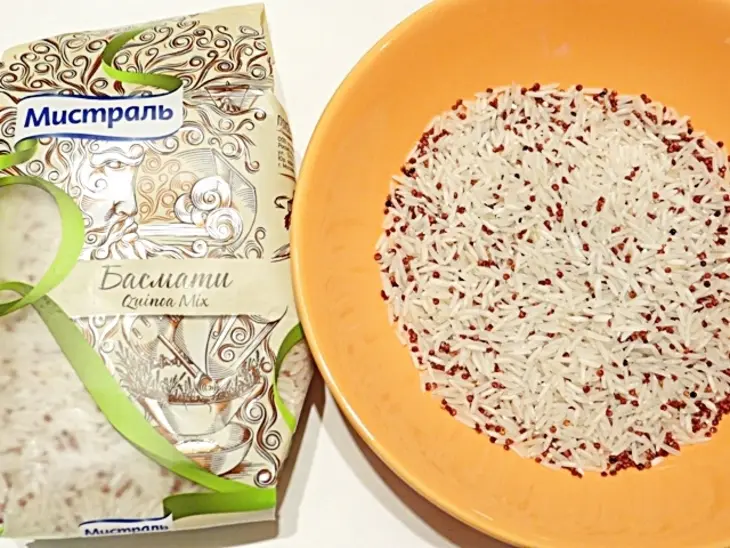Рис с кабачком, сладким перцем и куркумой: шаг 1