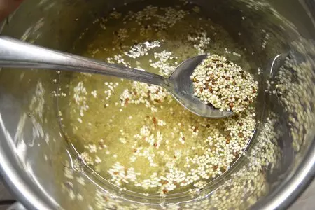 Салат овощной с киноа: шаг 2