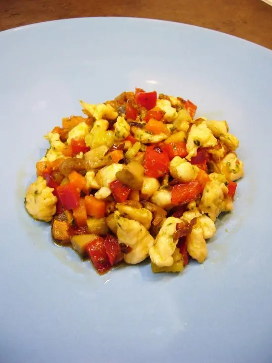 Детский обед с рисом и овощами - бэймакс: шаг 3