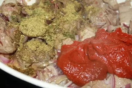 Красный харчо с бараниной и разноцветным рисом: шаг 3