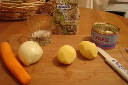 Суп с тунцом и рисом басмати с киноа: шаг 1