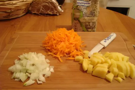 Суп с тунцом и рисом басмати с киноа: шаг 2