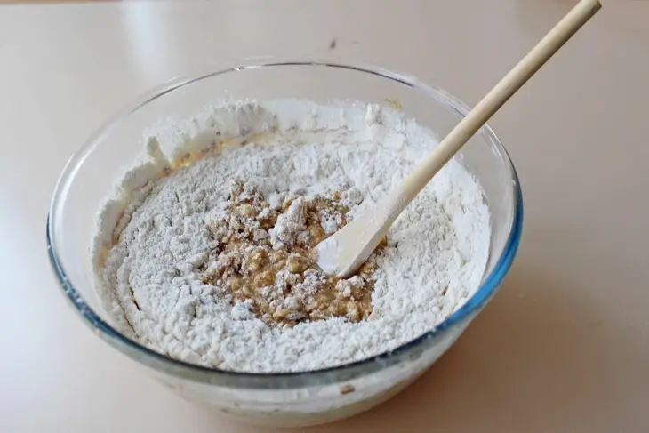 Кофейно-ореховый кекс с кофейной глазурью: шаг 6