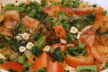 Теплый овощной салат с диким рисом и шампиньонами: шаг 4