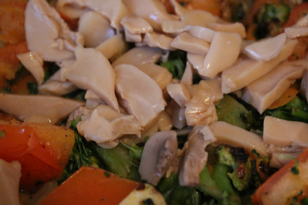 Теплый овощной салат с диким рисом и шампиньонами: шаг 5