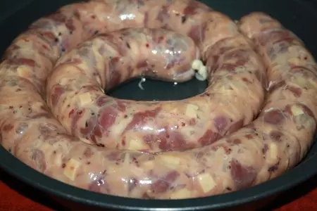 Домашняя колбаска с куриными потрошками и сыром: шаг 6