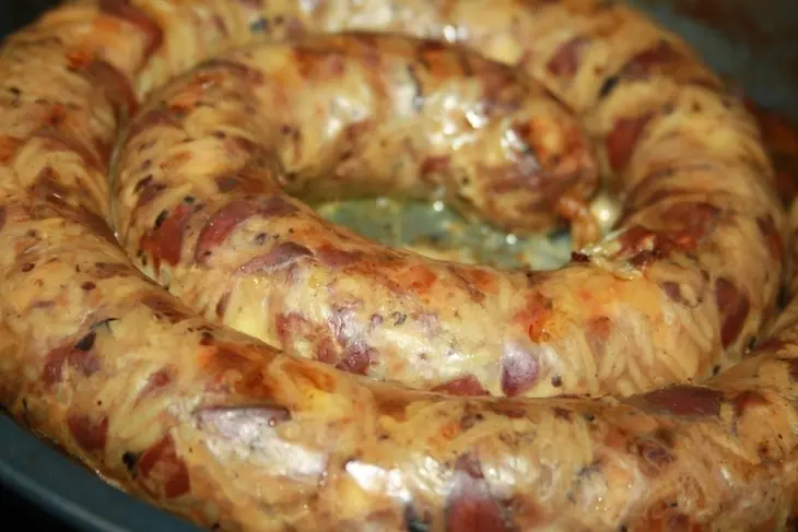 Домашняя колбаска с куриными потрошками и сыром: шаг 9