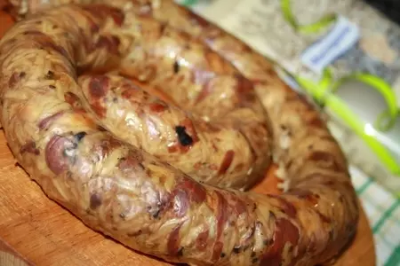 Домашняя колбаска с куриными потрошками и сыром: шаг 10
