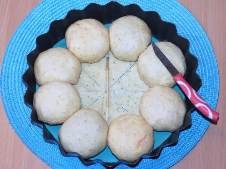 Пирог с разноцветной начинкой: шаг 11