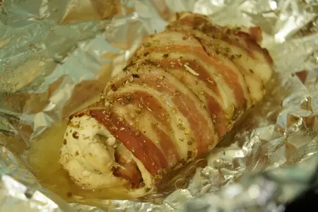 Рулет из курицы с беконом и рисом: шаг 5