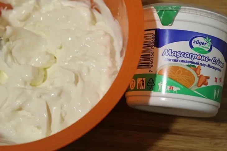 Торт с творожными коржами и черносливом (заходите, друья, есть повод!  ): шаг 7