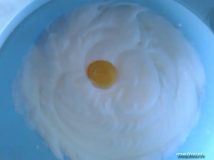 Торт панчо с шоколадом и  клубникой: шаг 2