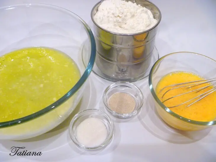 Оладьи кабачковые с сыром и диким рисом: шаг 2