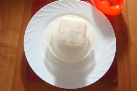 Омлет белковый с морепродуктами и сыром. завтрак.: шаг 7