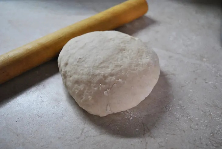 Булочки с брусникой под сырно-сливочной глазурью: шаг 6
