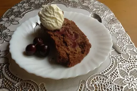 Шоколадный кекс с черешней: шаг 8