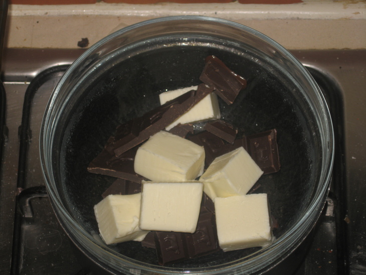 "crackled" chocolate cookies - ("треснутое" шоколадное печенье): шаг 2