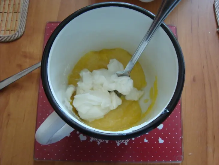 Морковный пирог с бананом,творогом и мёдом: шаг 2