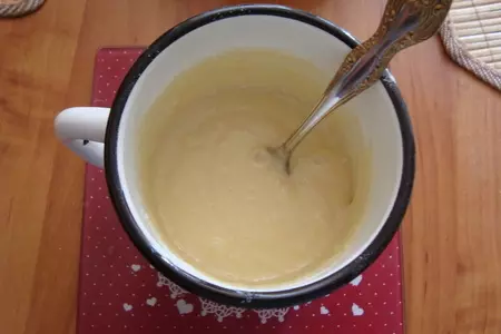 Морковный пирог с бананом,творогом и мёдом: шаг 4