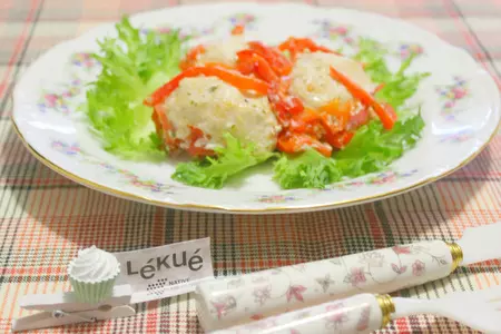 Куриные котлетки с болгарским перцем под йогуртовым соусом с песто: шаг 7