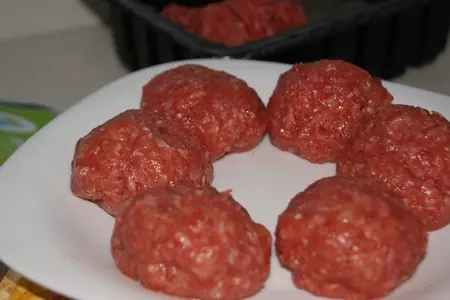 Вулкан любви с лодочками из фарша: шаг 3