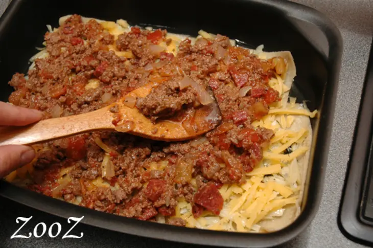 Лазанья с салями и мясом: шаг 4