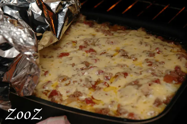Лазанья с салями и мясом: шаг 7