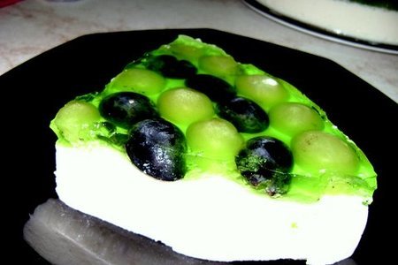 Творожно-йогуртно-виноградно-желейный десерт: шаг 3