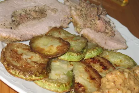 Окорок, фаршированный яблоками, с яблочной горчицей.: шаг 8