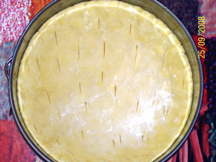 Чизкейк с молочным шоколадом и сливками: шаг 2