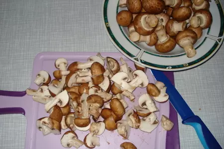 Куриные грудки с грибами: шаг 4