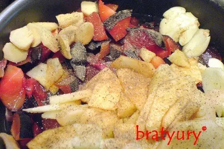Соус сливовый необычайно вкусный, поданный к жареной куриной печени: шаг 4