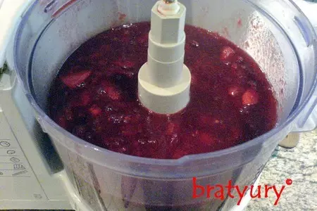 Соус сливовый необычайно вкусный, поданный к жареной куриной печени: шаг 6