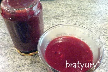Соус сливовый необычайно вкусный, поданный к жареной куриной печени: шаг 7