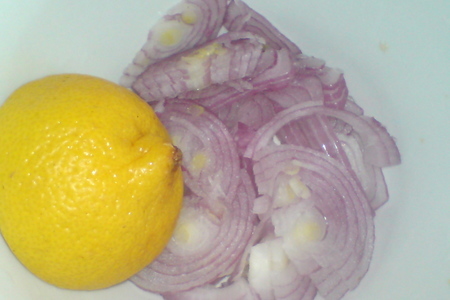 Салат из редьки "дайкон" и томатов: шаг 3