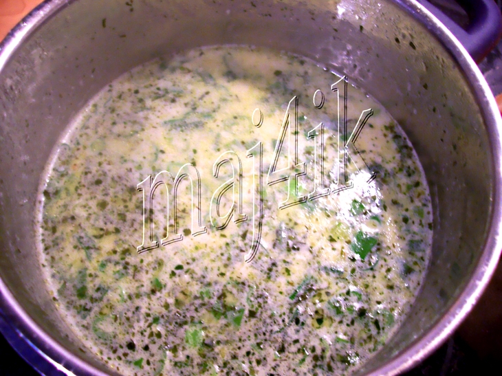 Суп из зелёного лука с сыром: шаг 3
