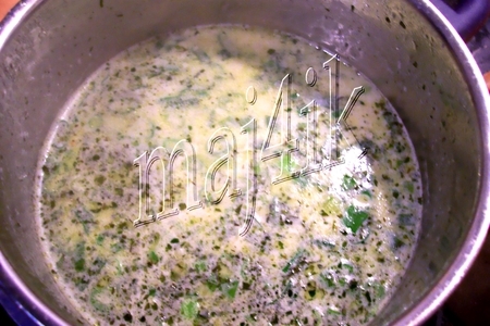 Суп из зелёного лука с сыром: шаг 3