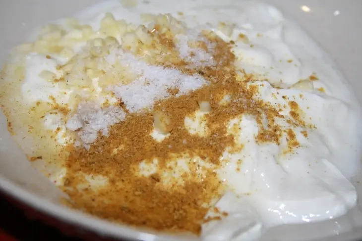 Йогуртовый цыпленок-карри с овощами в свч: шаг 2