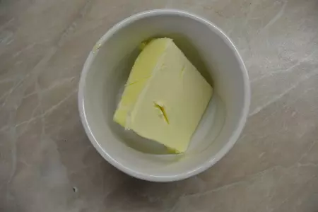 Бутерброды с брынзой и тархуном: шаг 2