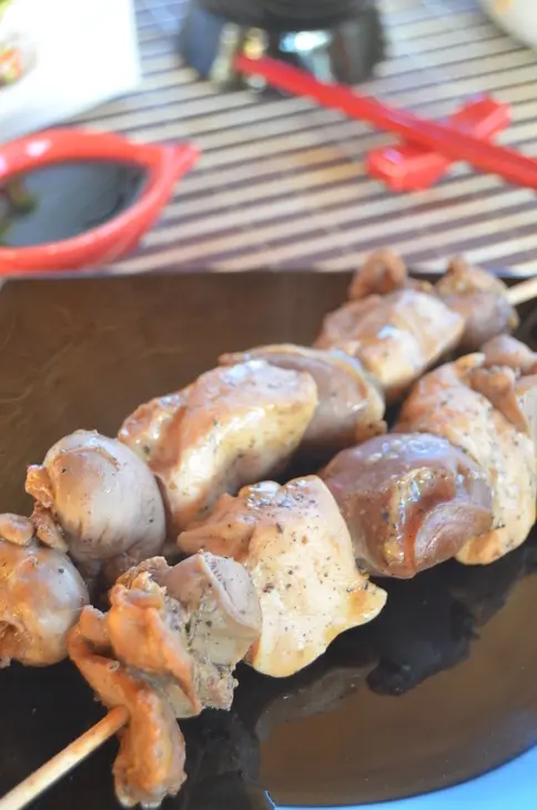 Куриные шашлычки-ассорти в маринаде из черного перца. мой тест-драйв с lekue: шаг 7