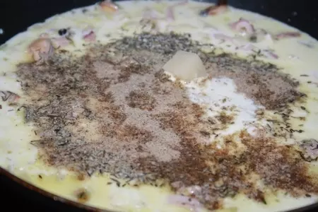 Пицца "бьянка" с беконом и морепродуктами: шаг 8