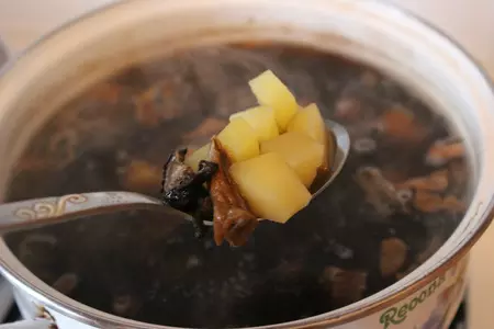 Постный грибной суп с рисом басмати quinoa mix: шаг 5