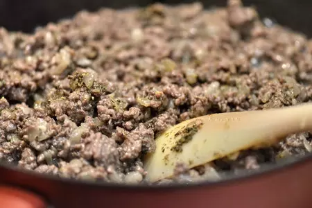 Блинный торт с мясным фаршем: шаг 10