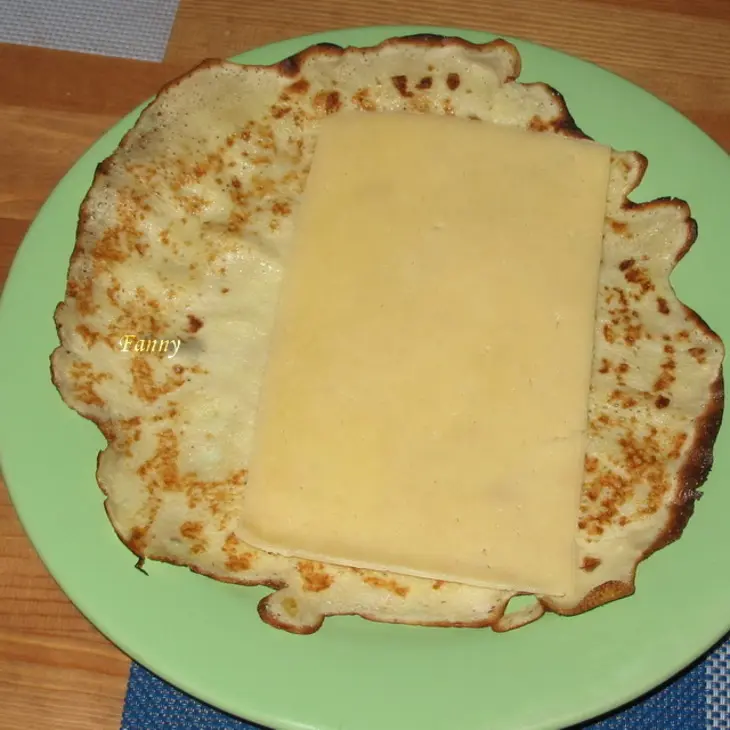 Блинчики с ветчиной и сыром: шаг 4