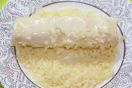 Праздничные сырные рулеты с домашним йогуртом: шаг 12