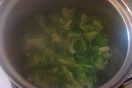 Брокколи в сливочном соусе с рисом: шаг 2