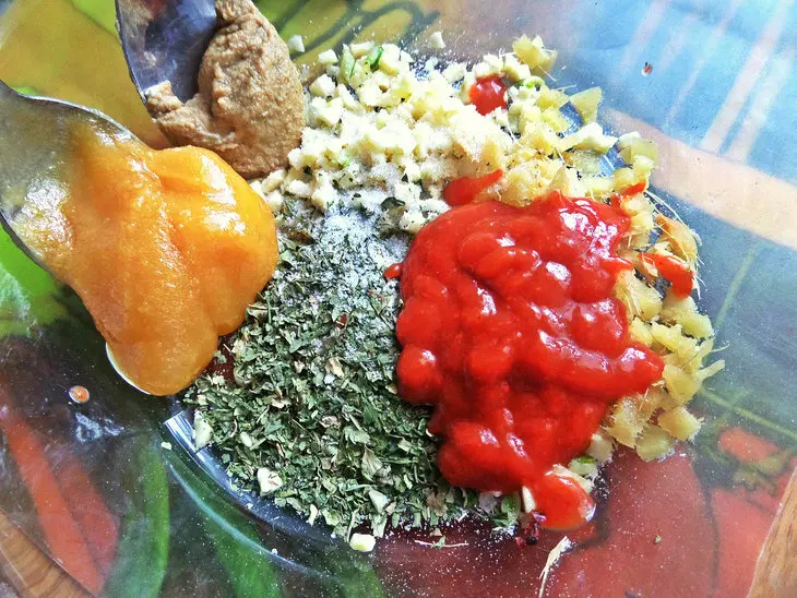 Пряная курочка на банке с пивом: шаг 3